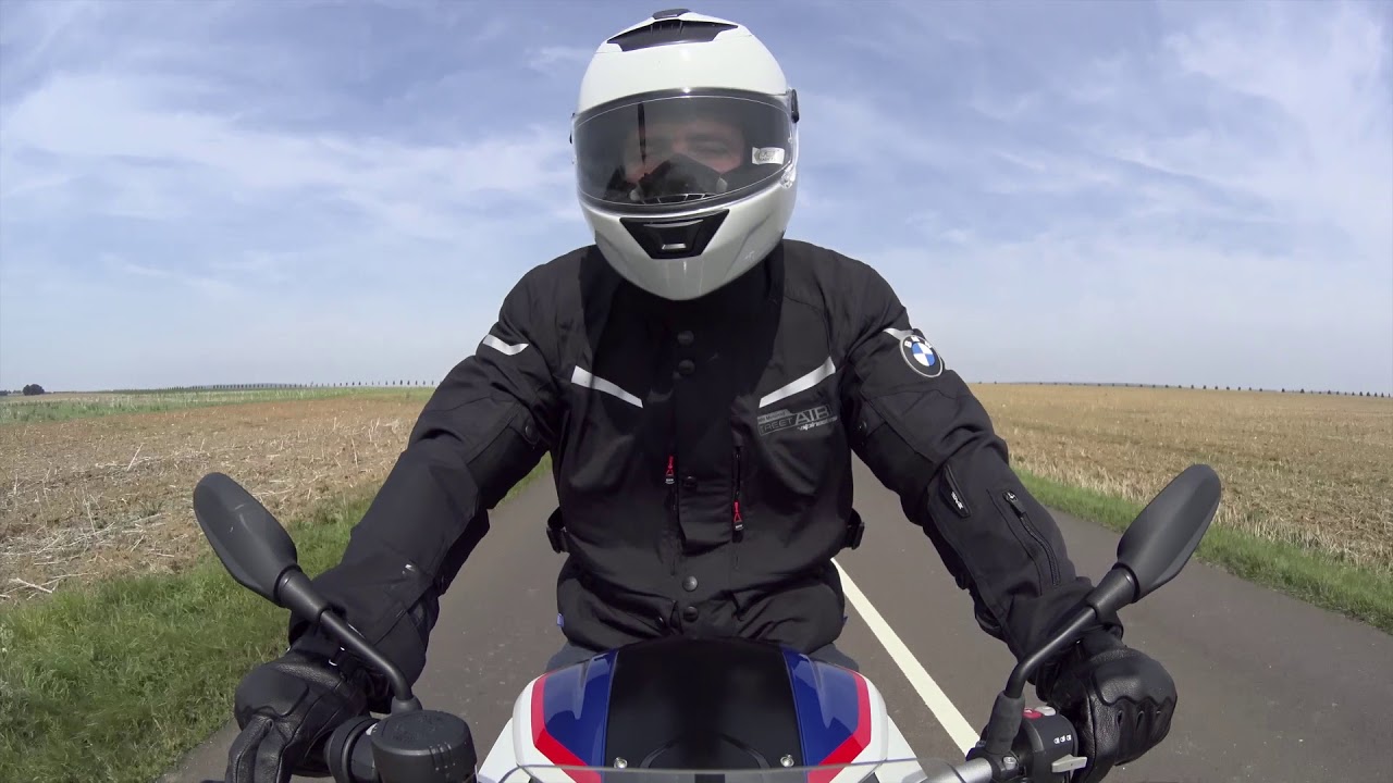 ESSAI DE LA BMW F 800 R.