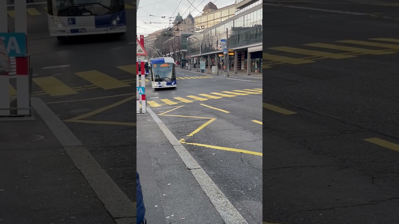 Trolleybus HESS des TL (ligne 9) arrivant &agrave; Lausanne, Georgette et a destination de Lutry, Corniche