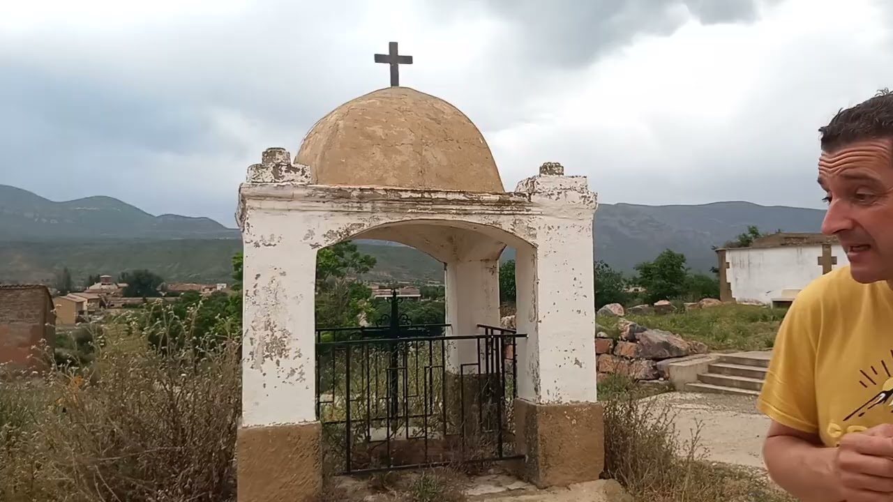 La cruz cubierta de Apiés