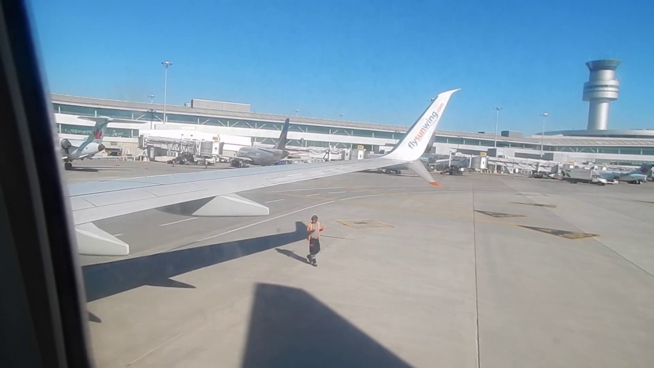 Toronto to Montego Bay on Sunwing Airlines 737 1080p HD