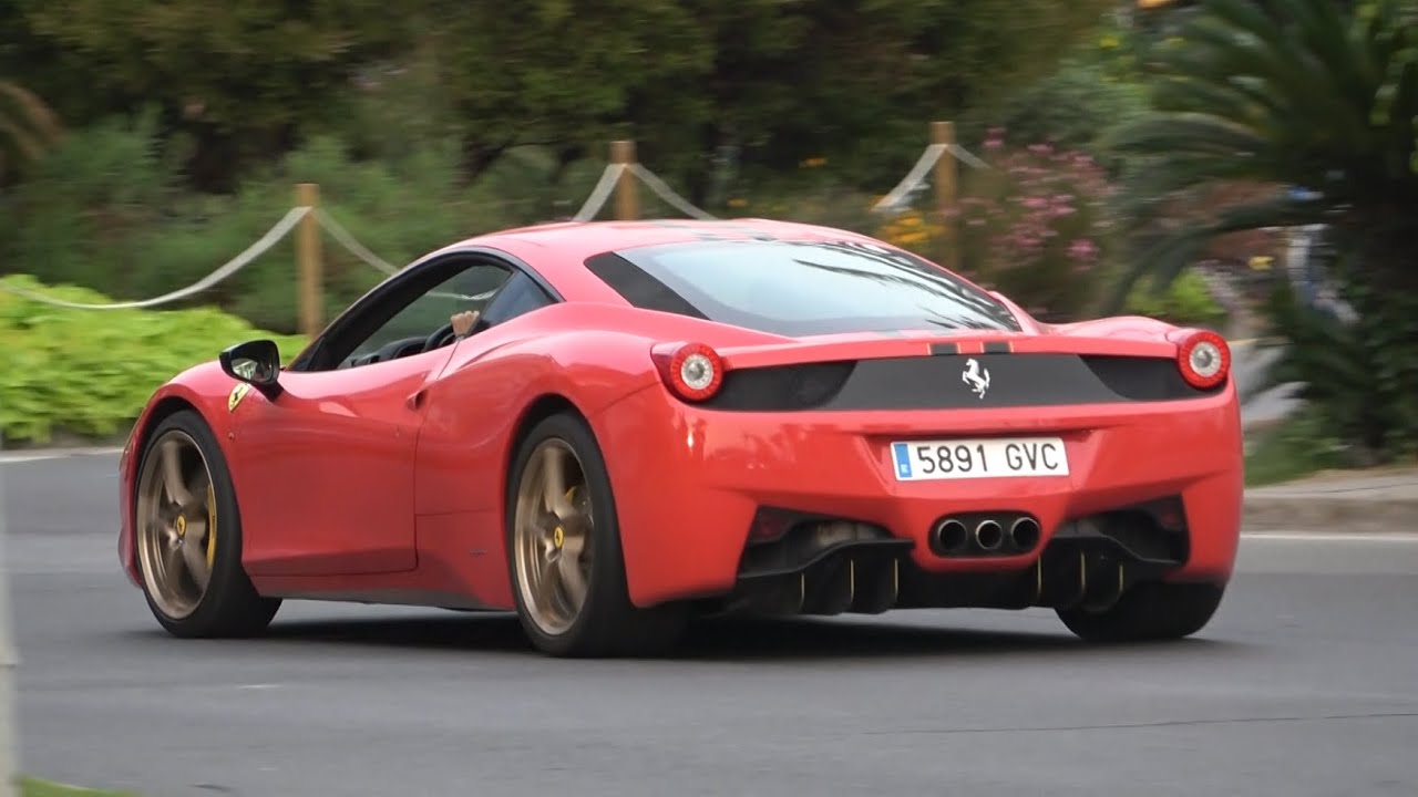 SUPERCARS IN ALICANTE OCTOBER 2022 // FERRARI TAKEOVER, LOUD ACCELERATIONS AND GREAT VARIETY