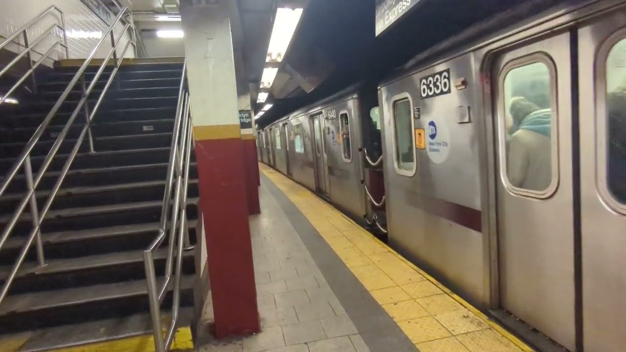 Subway Transfer at Broadway -Lafayette to Bleeker