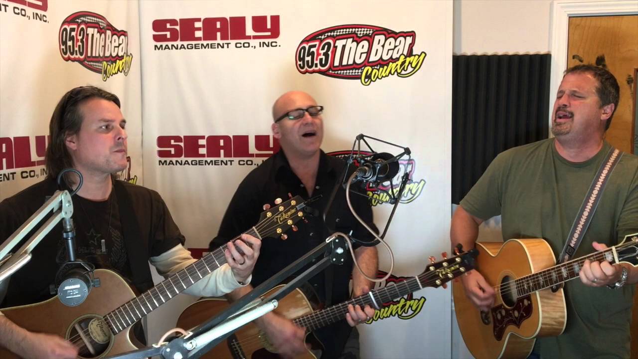 Sister Hazel performs 'Champagne High' -- LIVE in the Bear's Den