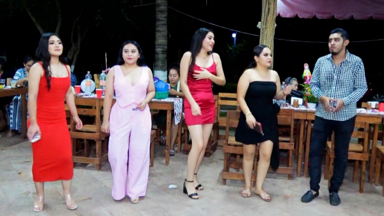 SE PRENDIO EL AMBIENTE EN ESTA BONITA FIESTA DE CUMPLEAÑOS EN CD. ALTAMIRANO, GRO.CON BANDA LA MISMA