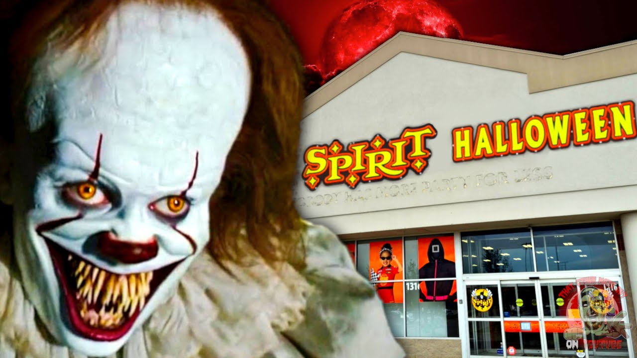 SPIRIT HALLOWEEN in Abandoned Party City Rochester Hills Michigan 2025! | Halloween 2025