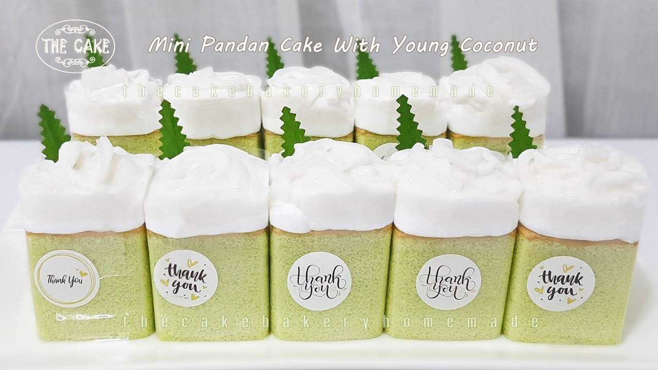🥥 Mini Pandan Cake With Young Coconut Sauce/Young Coconut Sauce/Young Coconut Filling : By The Cake