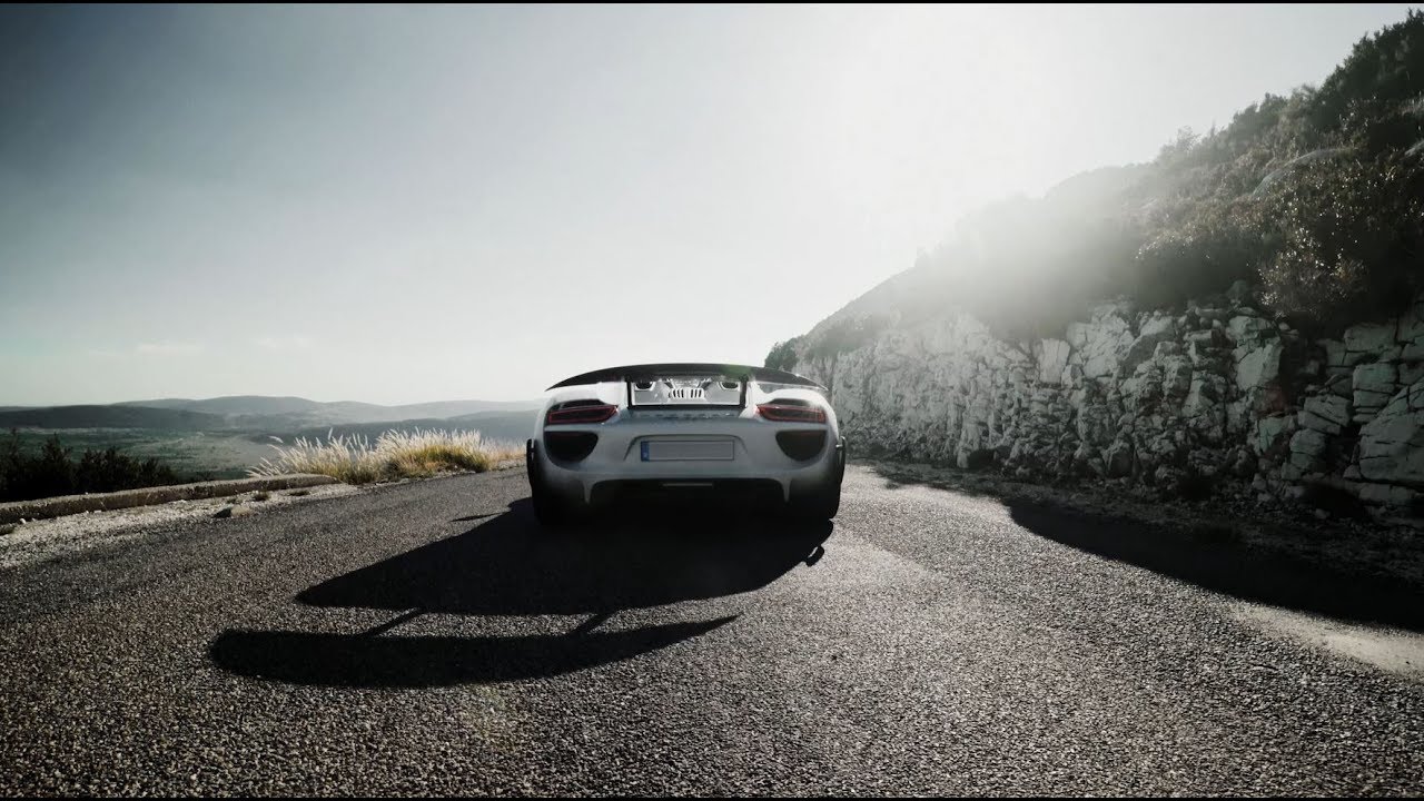 19 x 918 Spyder. 1500 km on the most famous Alpine passes in 5 days.