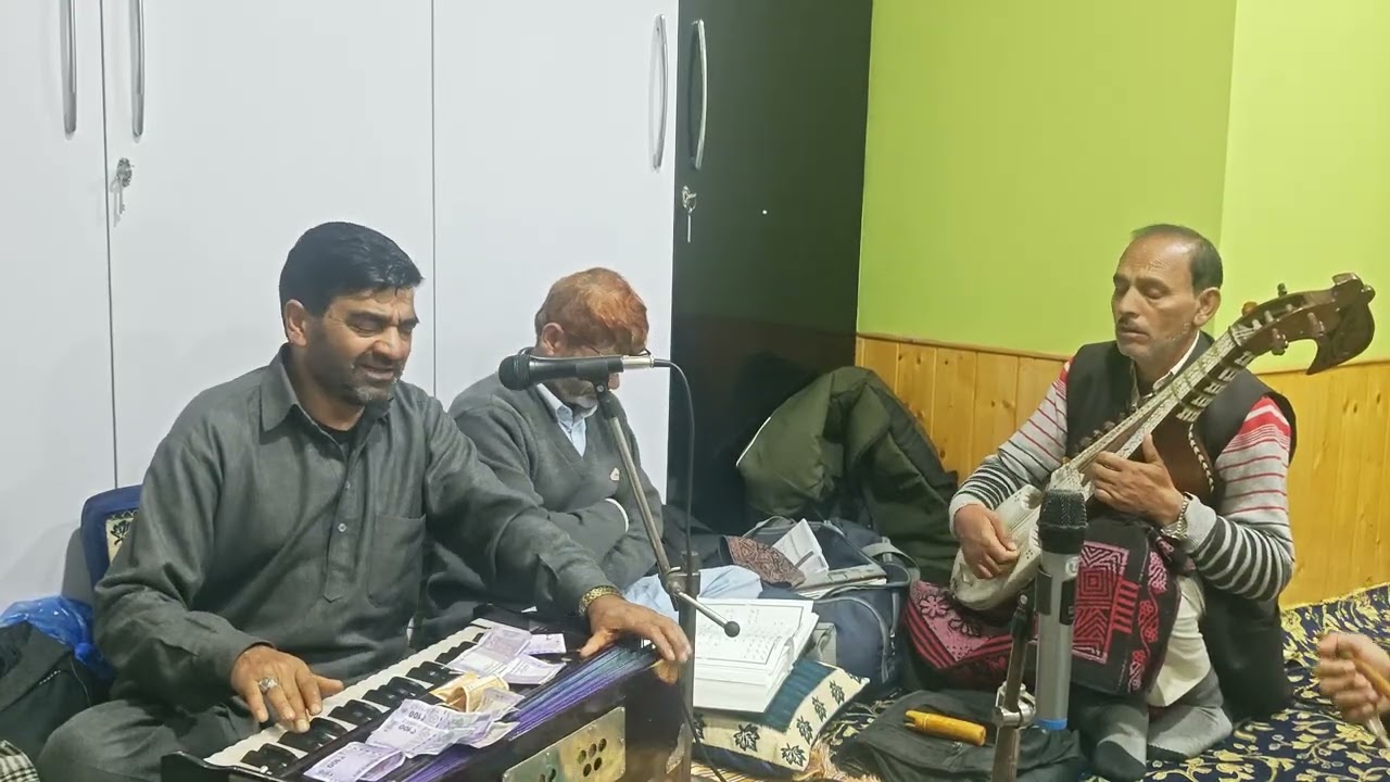 Qadir Saeb Kehnae || M Ayoub Khan || Kulbugh Budgam | At  residence of Gh Qadir Numberdar