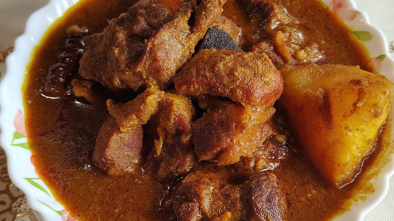 আলু দিয়ে খাসির মাংসের ঝোল ll Bengali Mutton curry ll Mutton recipe 