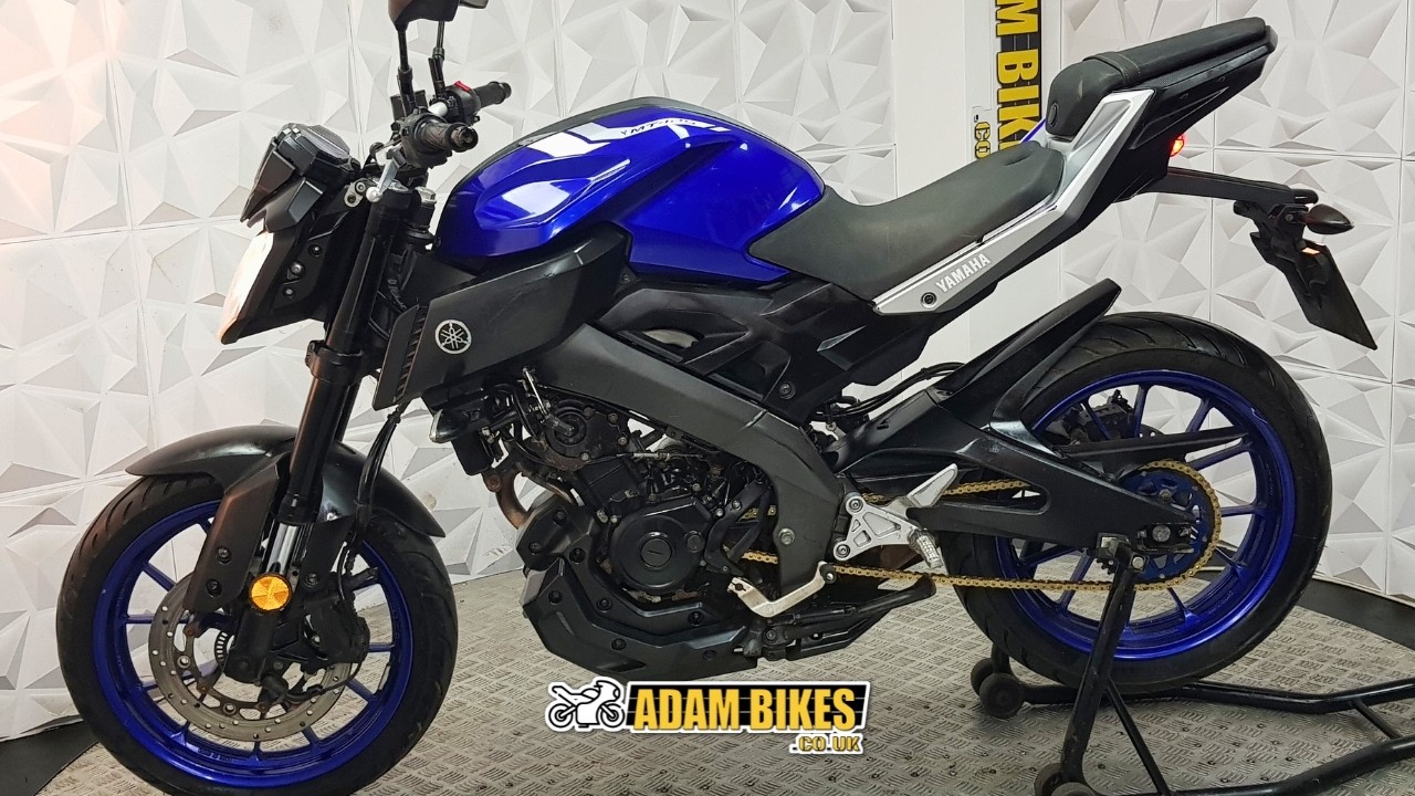 YAMAHA MT125 ABS 2017 | WWW.ADAMBIKES.CO.UK