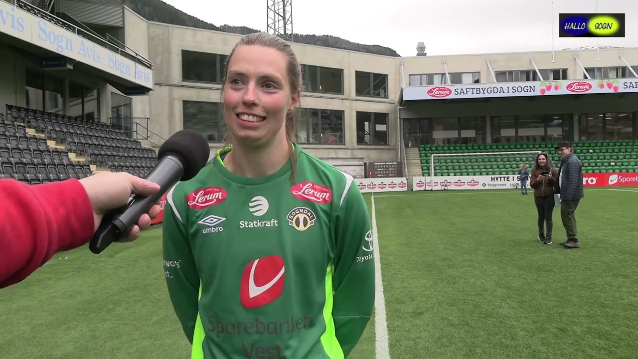 Marthe og Ella etter 2-1 siger heime mot Lyn 2 27. april 2025