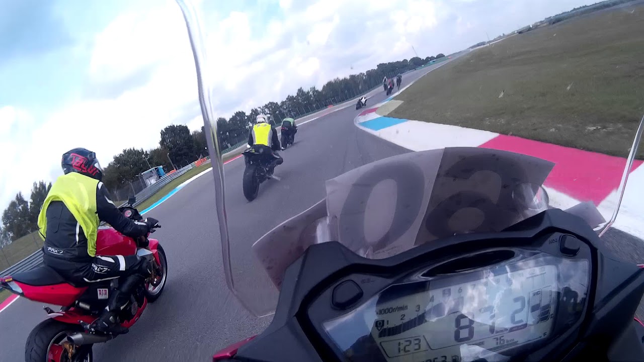 Assen ; 17.09.2017; Gruppe D ; Turn 2; Suzuki GSX-S1000F; Dannhoff