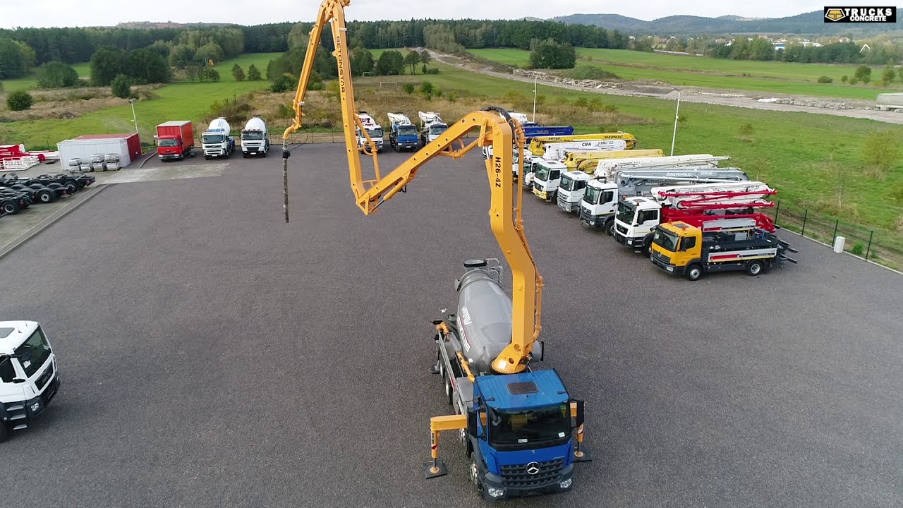 New concrete mixers and concrete pumps