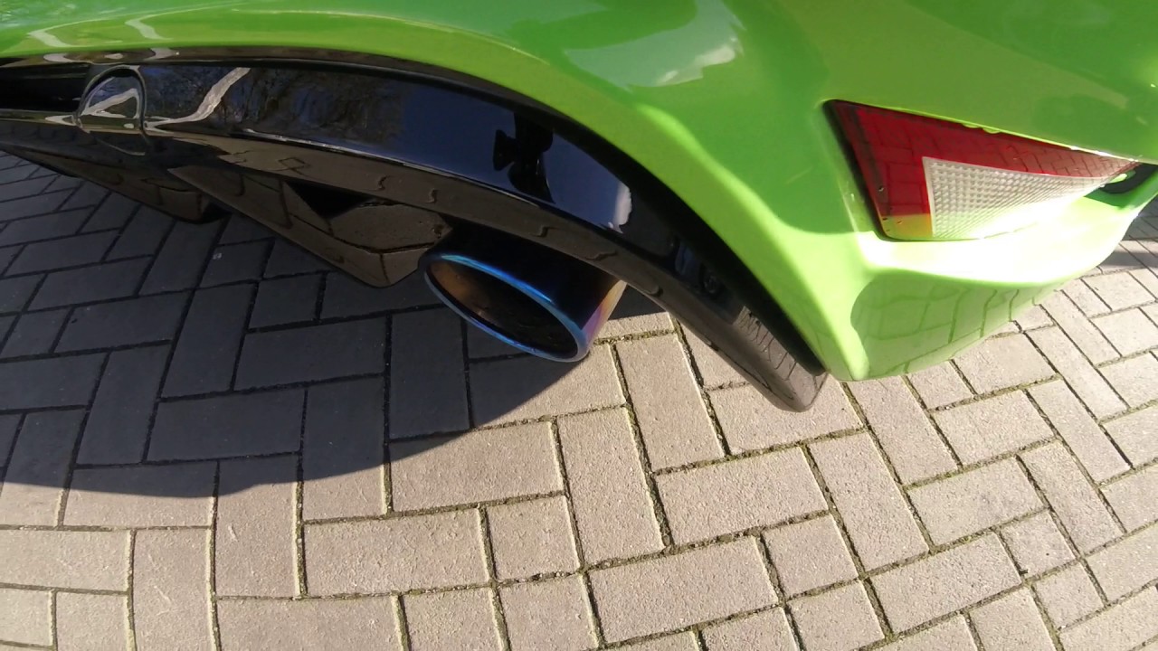 Ford Focus RS mit Bull-X HG-Motorsport