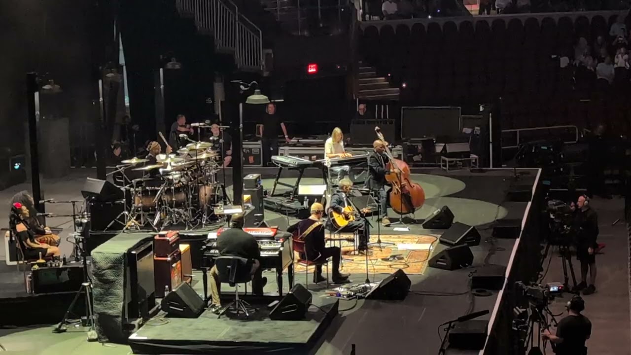Bell Bottom Blues - Eric Clapton - Live in Cleveland 2025 (Rocket Arena)