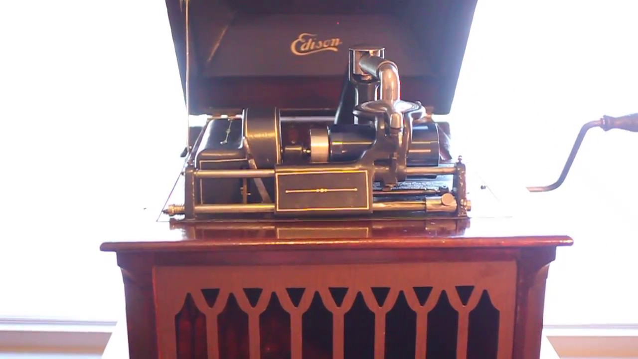 Restored Amberola V plays 