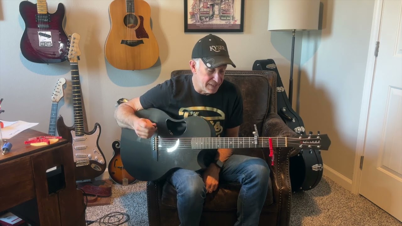Worship Musician Magazine | Short Cut Capo Lesson | New Droning notes on Acoustic Guitar