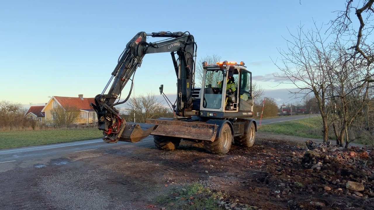 Köp Grävmaskin Terex TW110 på Klaravik