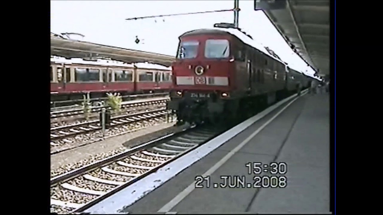 Der Russenzug mit Ludmilla 234 144 in Berlin-Lichtenberg am 21.06.2008