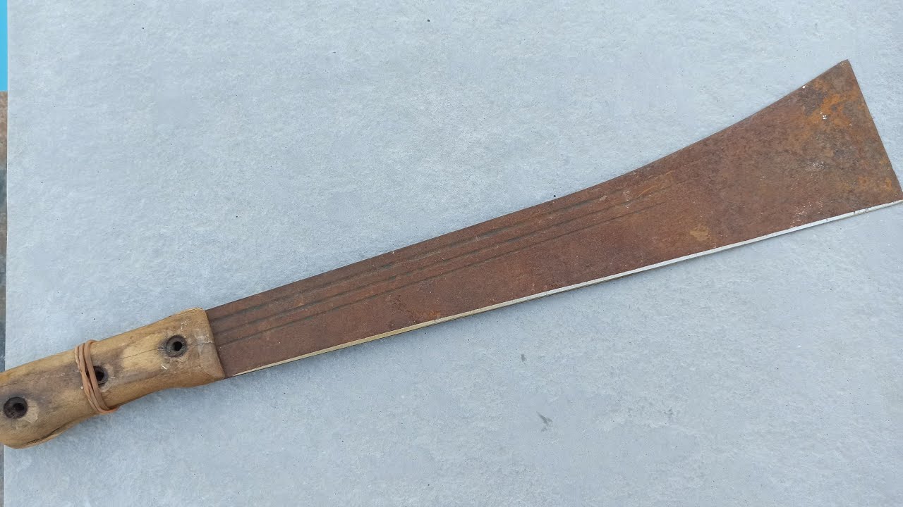 I've restored an old and rusty Tapanga machette