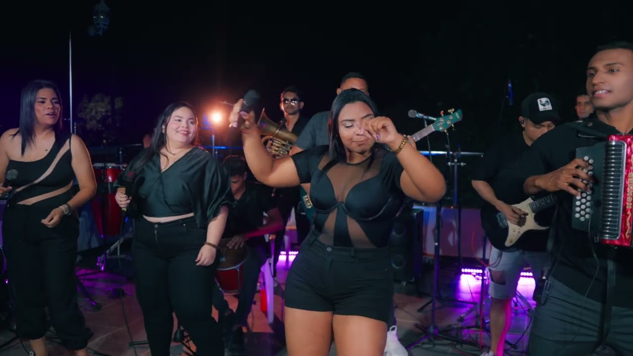 POR LOCO Y ARTISTA Carmen rosa Ft. Orlando Aragón (En vivo)