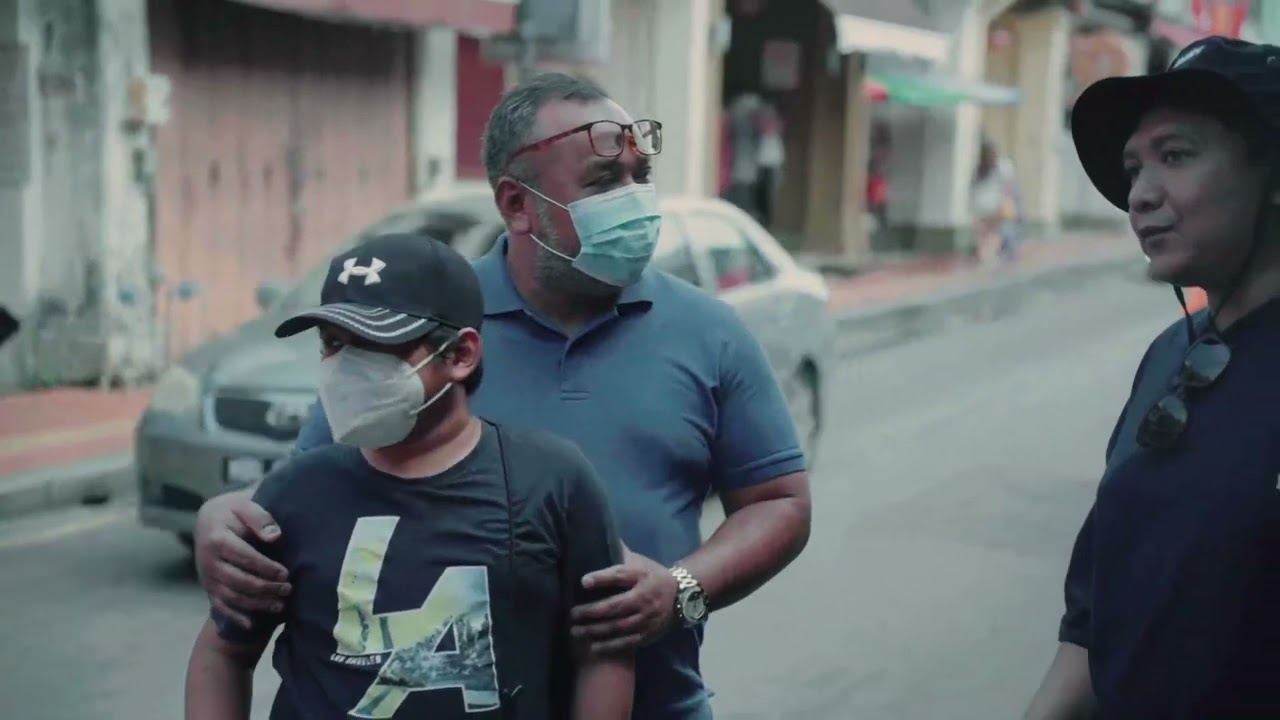 Standup Everywhere by Mad Sabah - Tour Ndak Logik Melaka sekali jumpa orang German