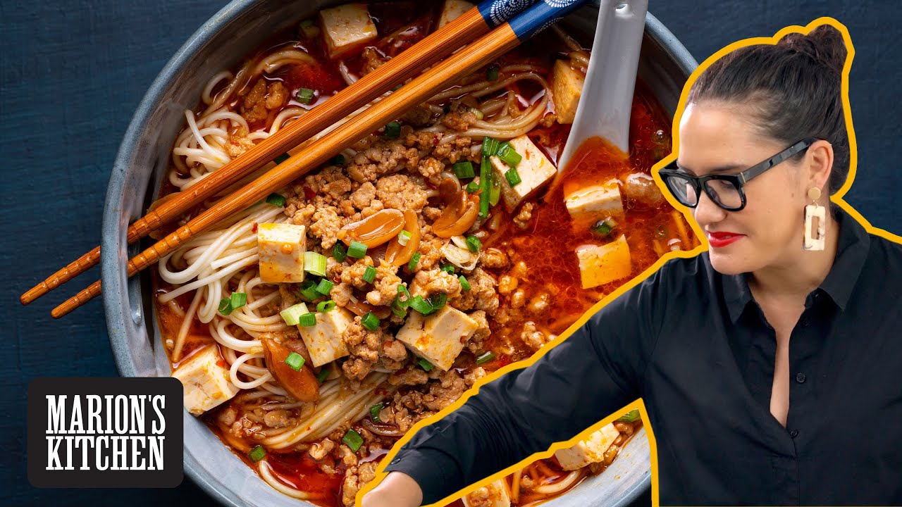 My all-time favourite spicy Chinese noodle soup recipe | Shanghai Hot Sauce Noodles