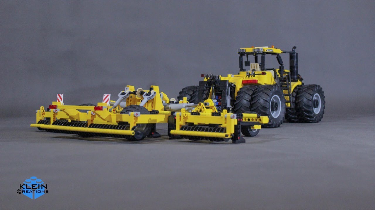 Cultiplow platinum 8M/Challenger MT965E in LEGO [MOC] version