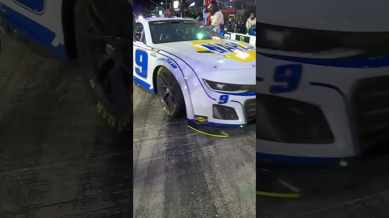 POV: You join Chase Elliott&rsquo;s pit crew at Daytona.