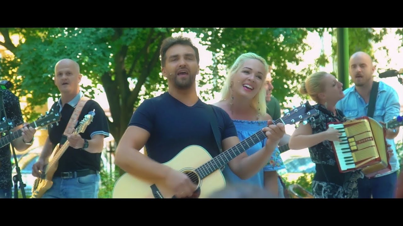 Madách Színház  - ONCE /Egyszer... - Hullok lassan (Falling Slowly)