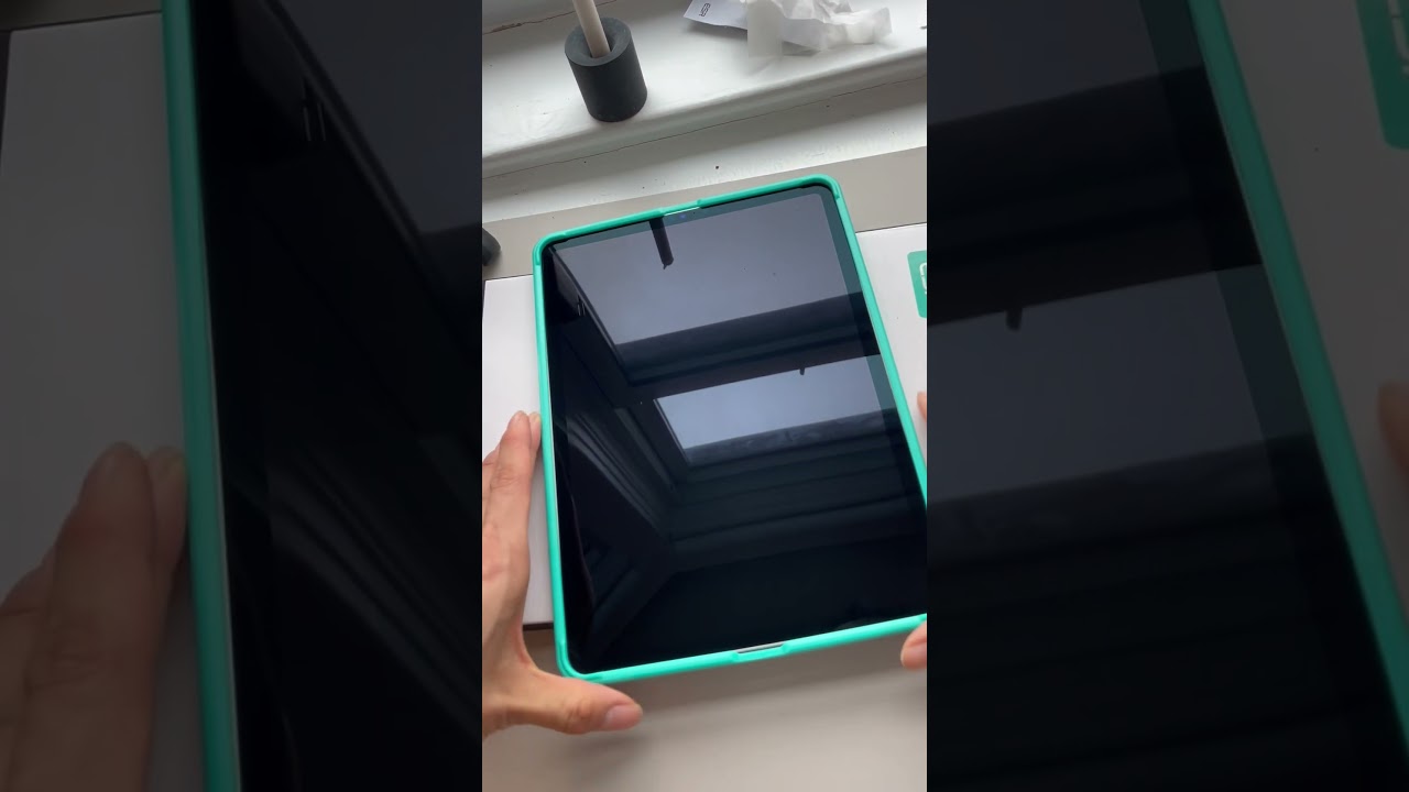 How to PERFECTLY apply a screen protector to your iPad! #screenprotector #ipad