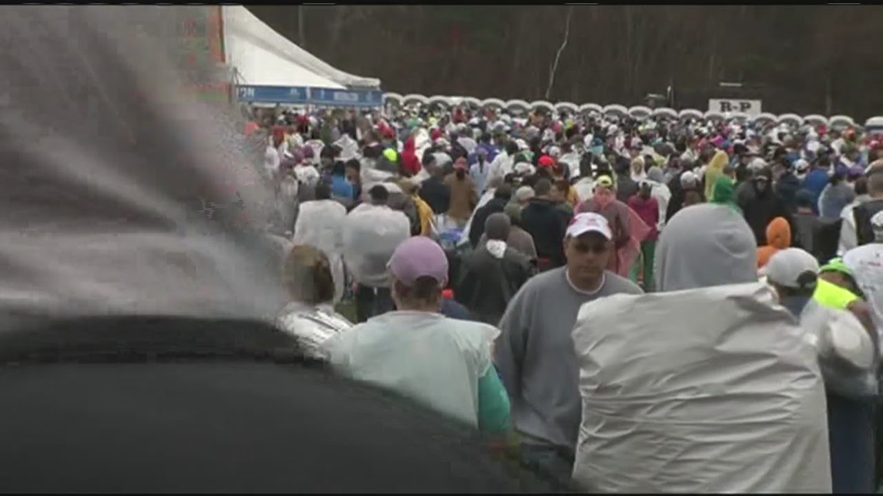 Cold, rainy conditions for 2015 Boston Marathon