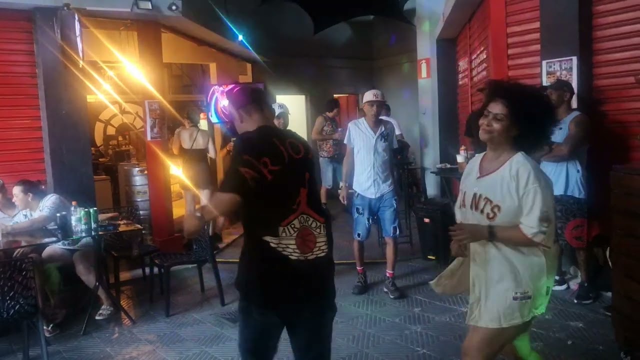 Flash BH House 13