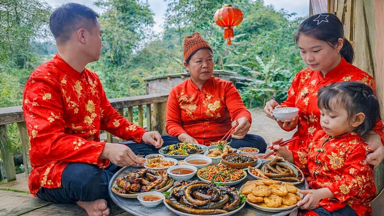 How to Catch Eels to Sell - My Cruel Mother-in-law Stole My Family's Food | Ly Tieu Ha's Husband