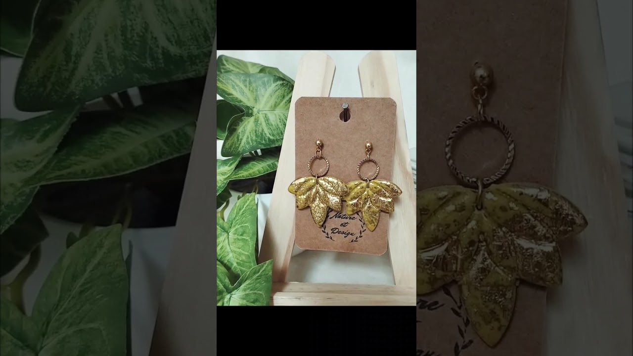 Doré profond au relief végétal 🍂 Dispo sur nature-et-design.fr – lien en bio.