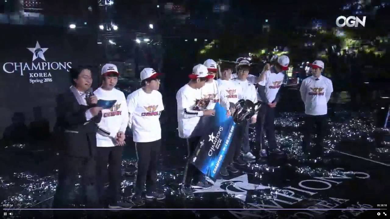 Robin the translator from LCK/OGN saying goodbye and lata