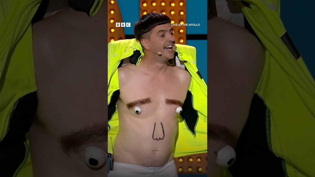 Hands down the weirdest way to whistle! #SpencerJones #BritishComedy #liveattheapollo