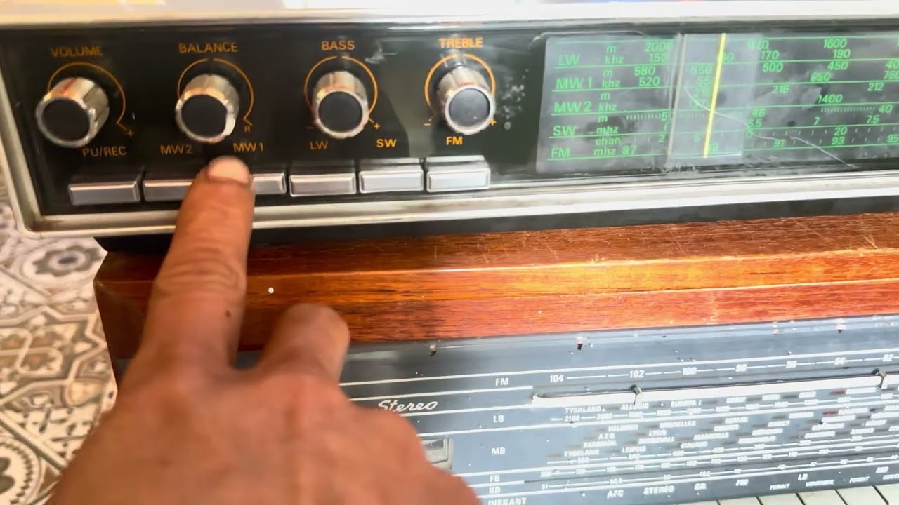 PHILIP 701 -1tr7