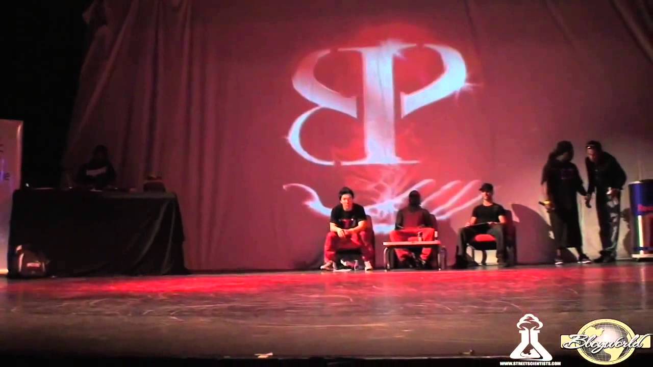 THE EIGHT ONE POWERMOVE 2011