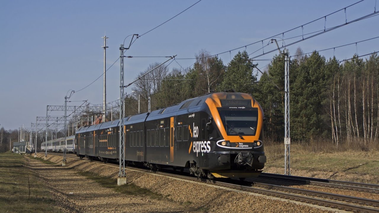 17 przelot&oacute;w pociąg&oacute;w przez Dulową