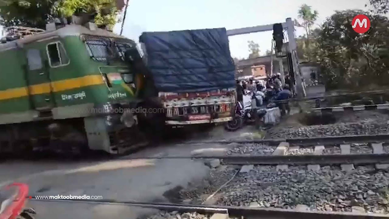 Train - truck collision in Jharkhand: Gonda–Asansol Express hits truck at railway crossing| Maktoob