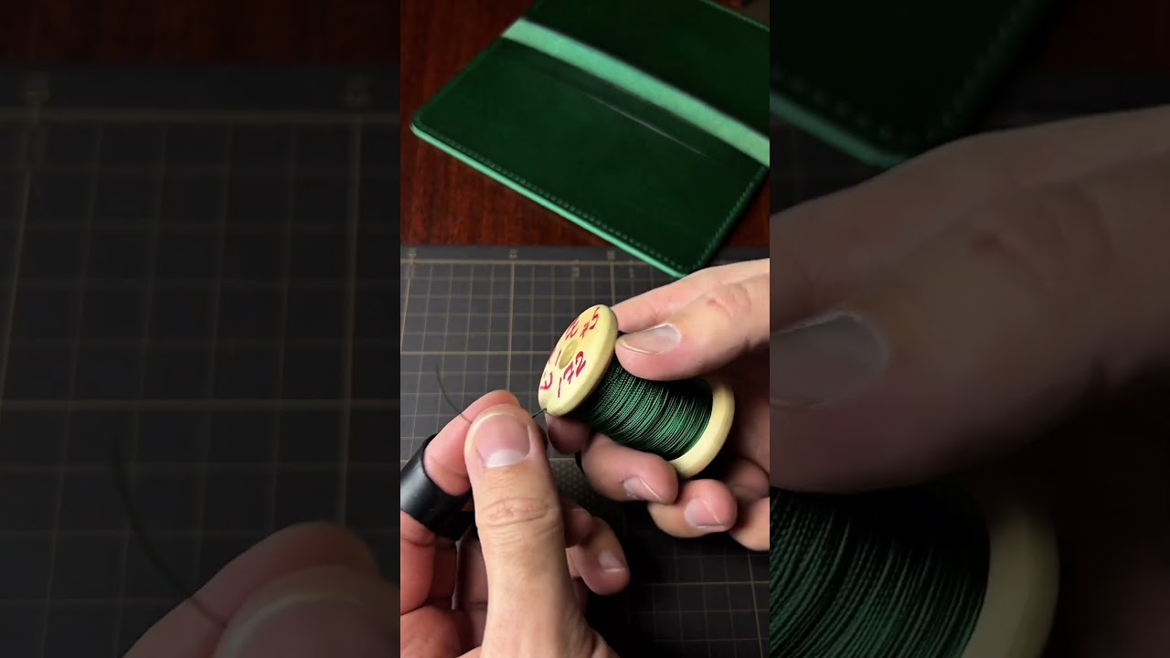 The billfold is made of vegetable-tanned BUTTERO GREEN leather. 