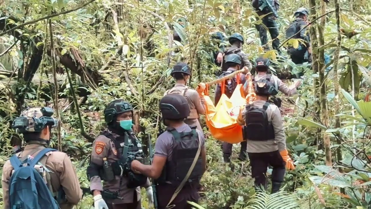 EVAKUASI 2 JENAZAH KORBAN KKB YAHUKIMO | OLEH PERS GABUNGAN SATGAS ODC 2025, POLRES DAN KODIM