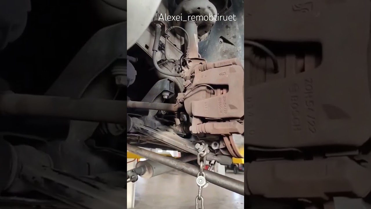 как извлечь шаровую опору (один из многих способов) #auto #mechanic #automobile #car #автолайфхаки