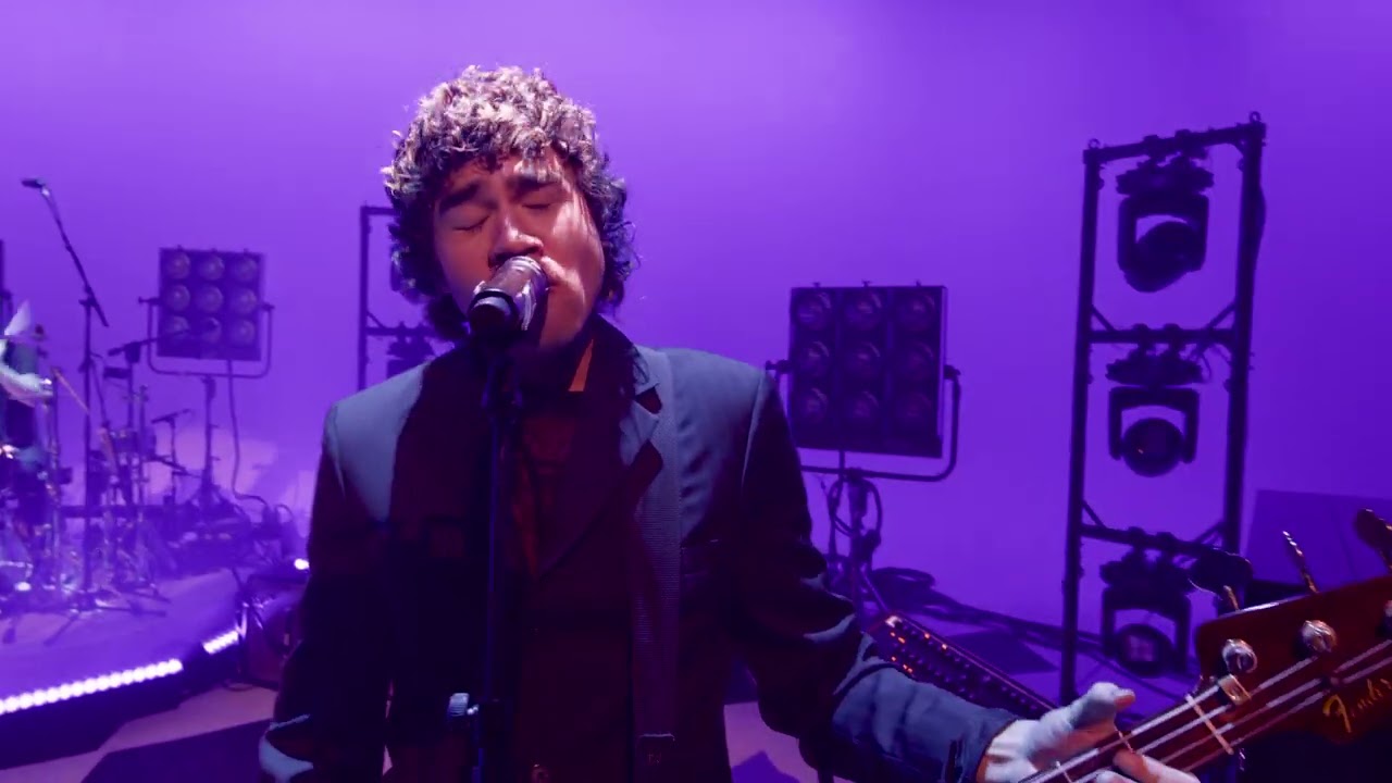 The 5 Seconds of Summer Show - Youngblood