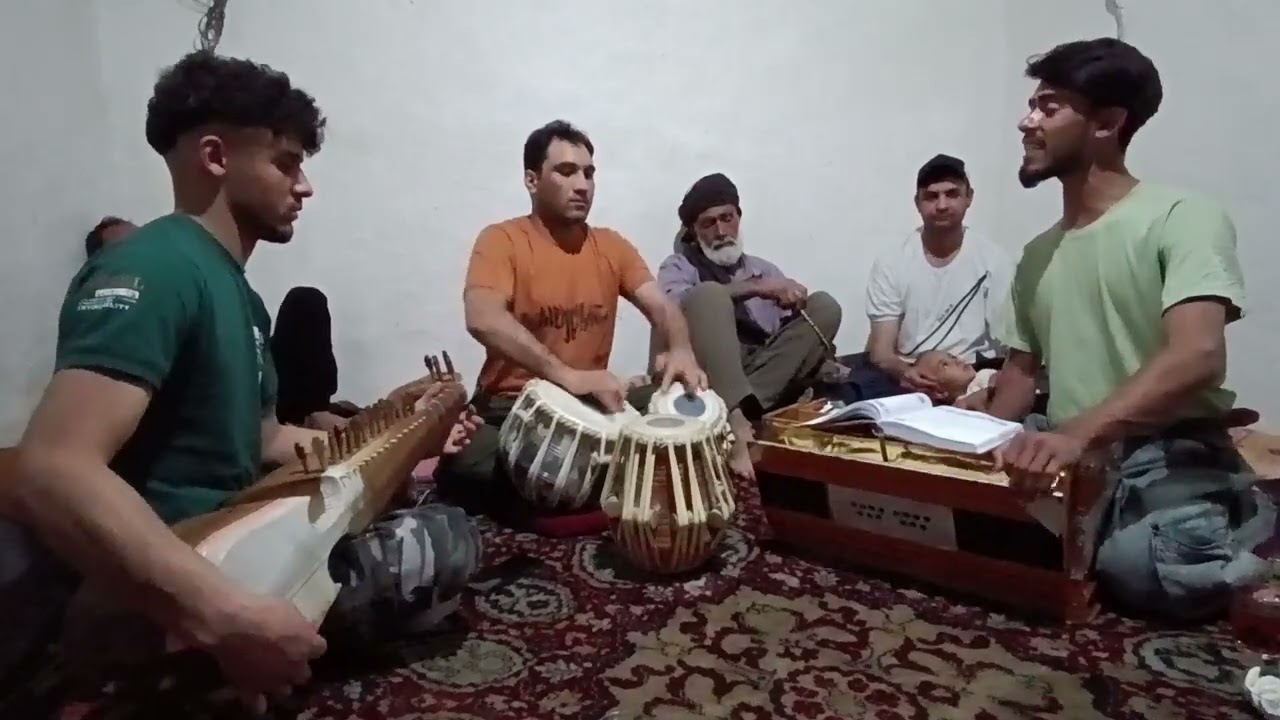 خلیل احمد جان هنرمند محبوب هرات،کسی معنی سجده فهمیده باشد ،،2,,2,,1404