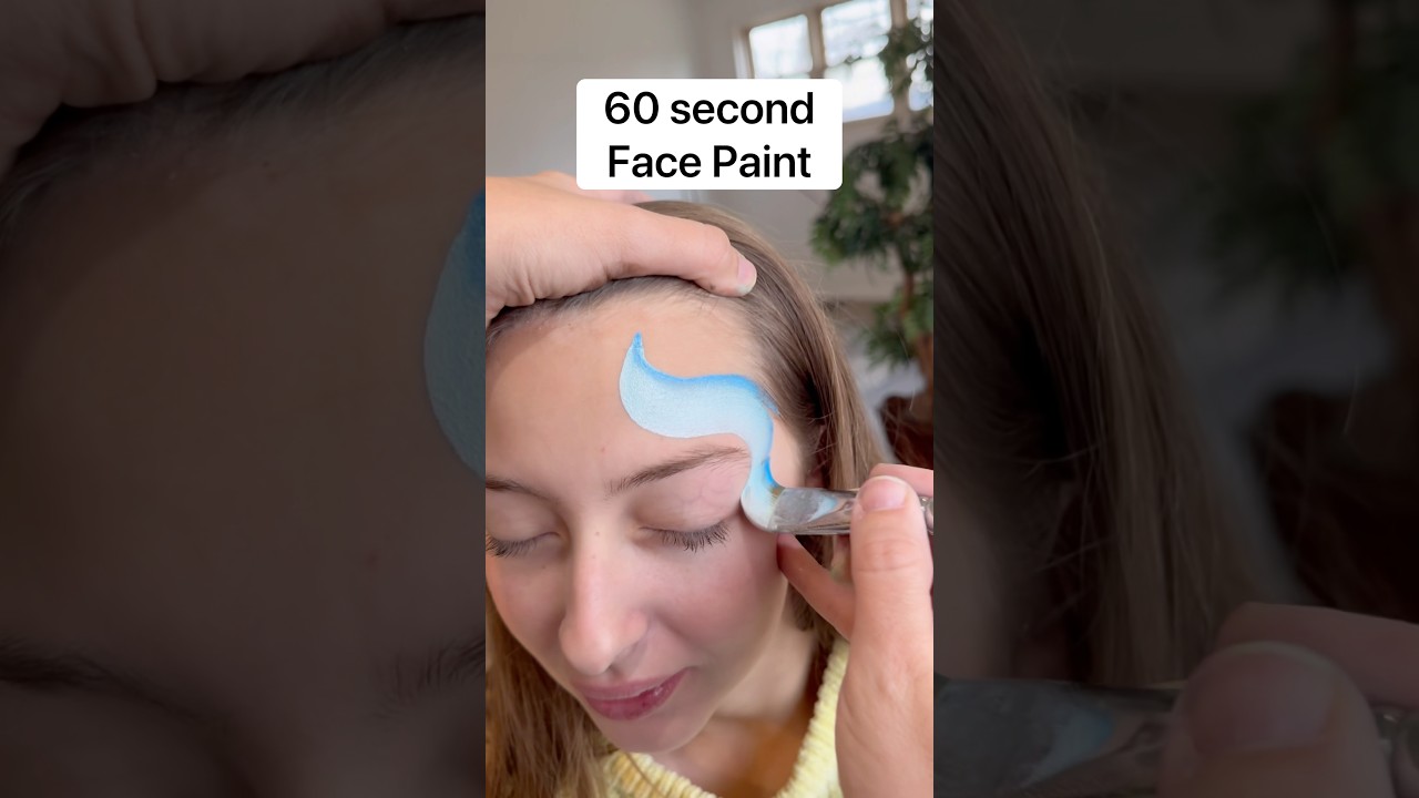 60 second Christmas face painting #facepaint #facepainting #facepainter #facepaintideas #shorts