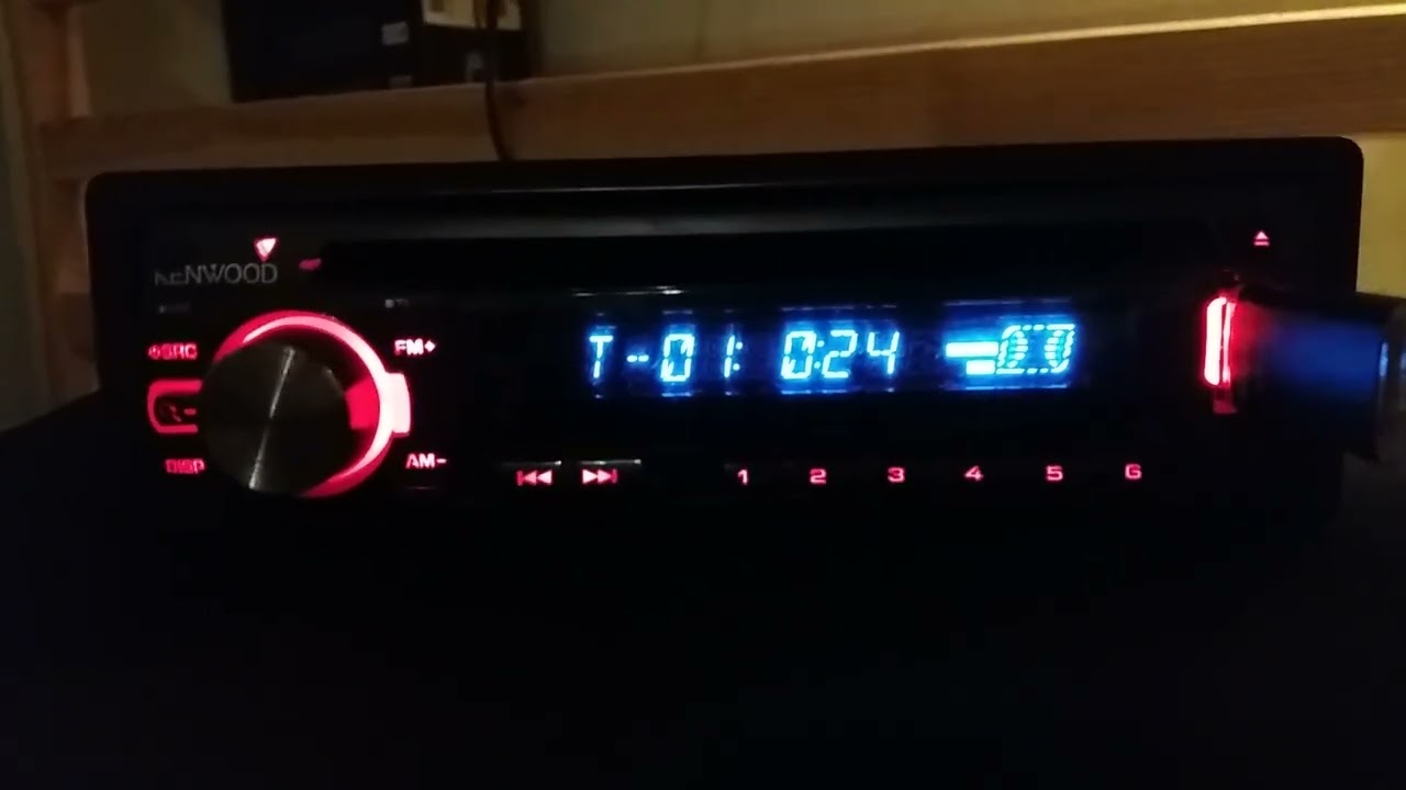 Car Radio KENWOOD CD USB AUX KDC W4044UA