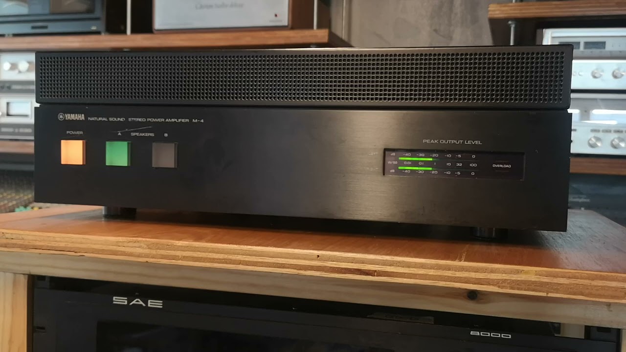 Yamaha M4 Power Amplifier