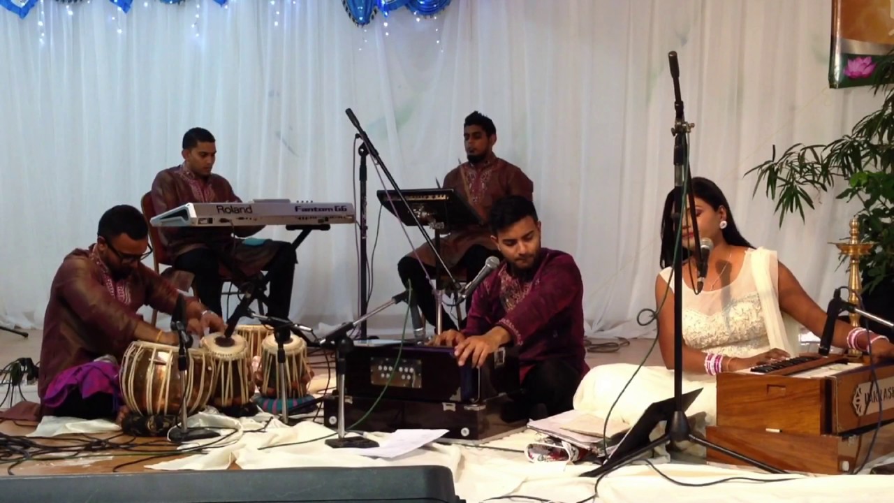 Nirmala Sesnarayan & Neval Chatelal with the Band Nithya - Var De Var De